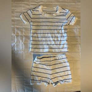 Lake pajamas size 12-18 months